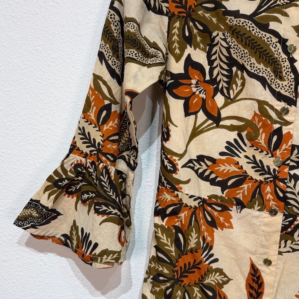 Jude Connolly Roxie Floral Button-Front Midi Dress in size XS with gold buttons - Picture 6 of 11